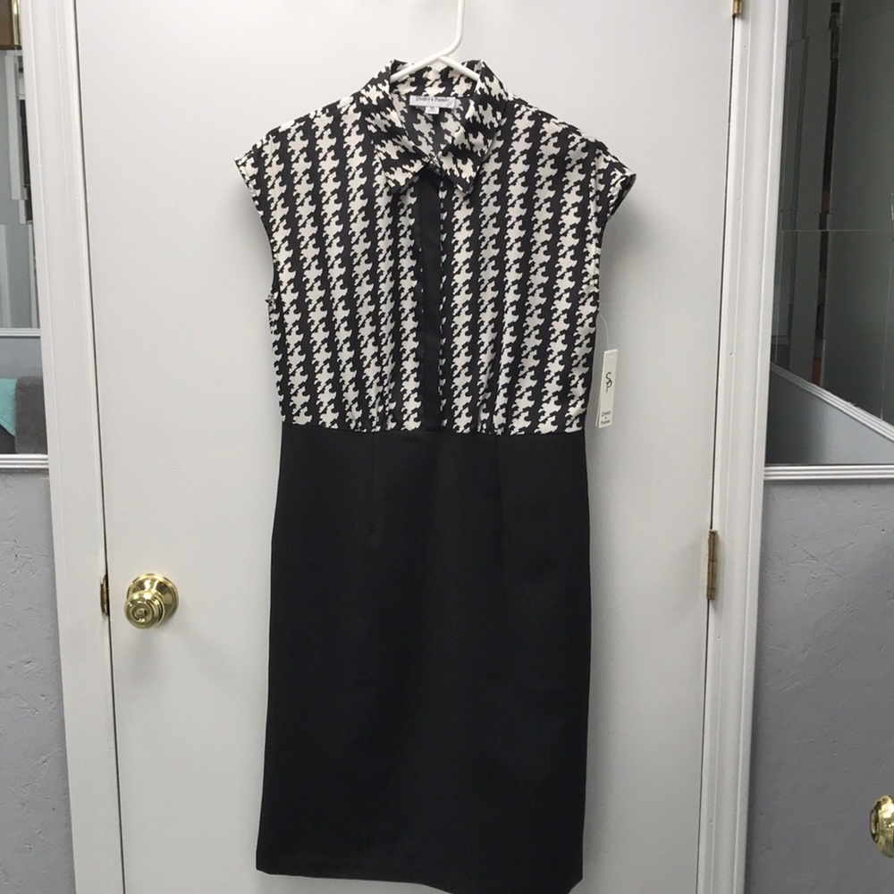 Adorable dress!